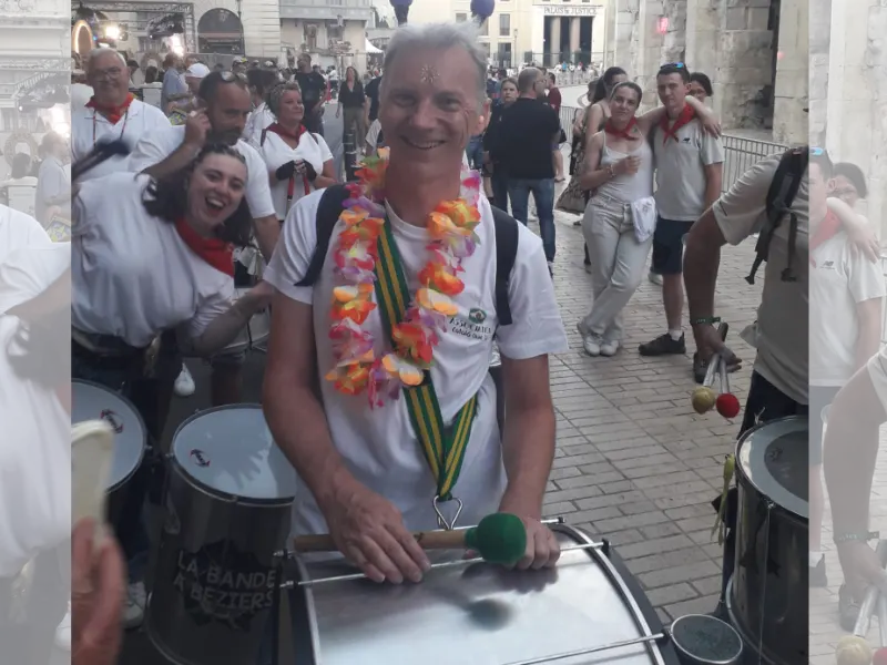 <div>Arnaud au surdo à Nimes</div>