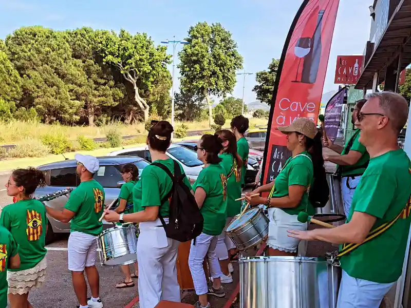 <div>fête de la musique Argeles devant caves maillol</div>